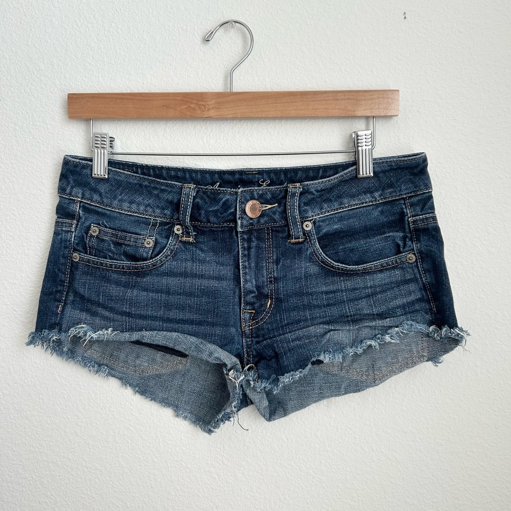American Eagle 2012 Low Rise Cut Off Shorts
